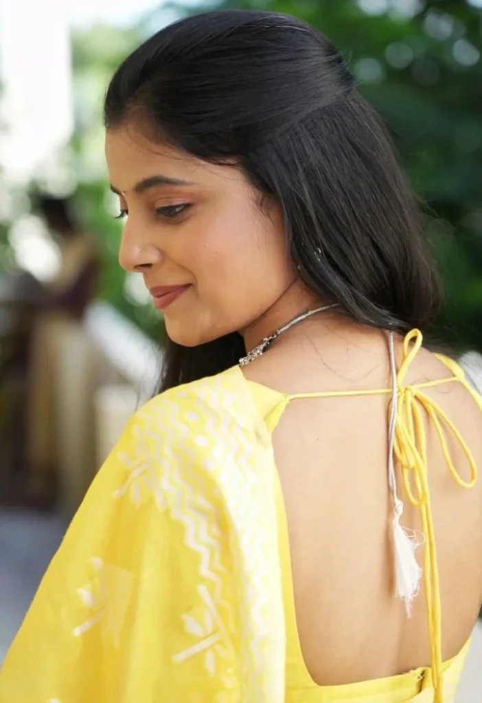 Jui Gogri's beautiful back