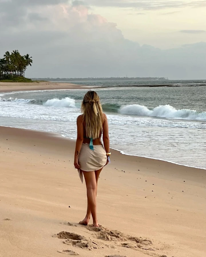 Mariana Tollendal's Hottest Back Image Ever