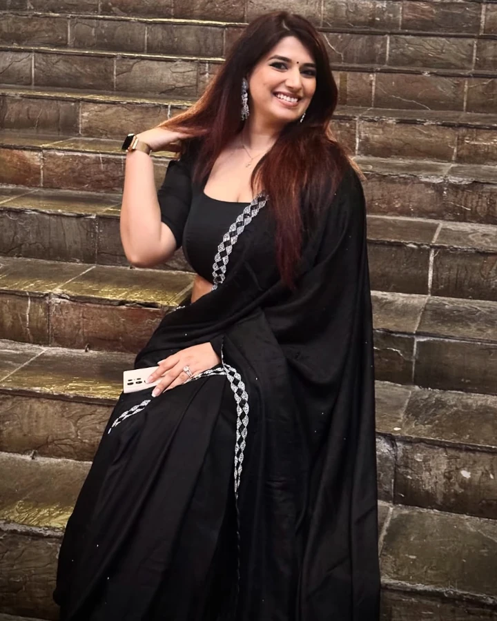Rasha Kirmani has an Indian Nationality