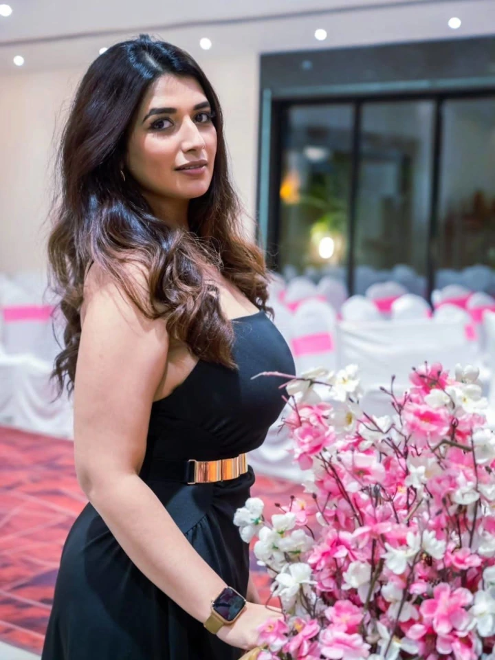 Rasha Kirmani in Sunn Mahi