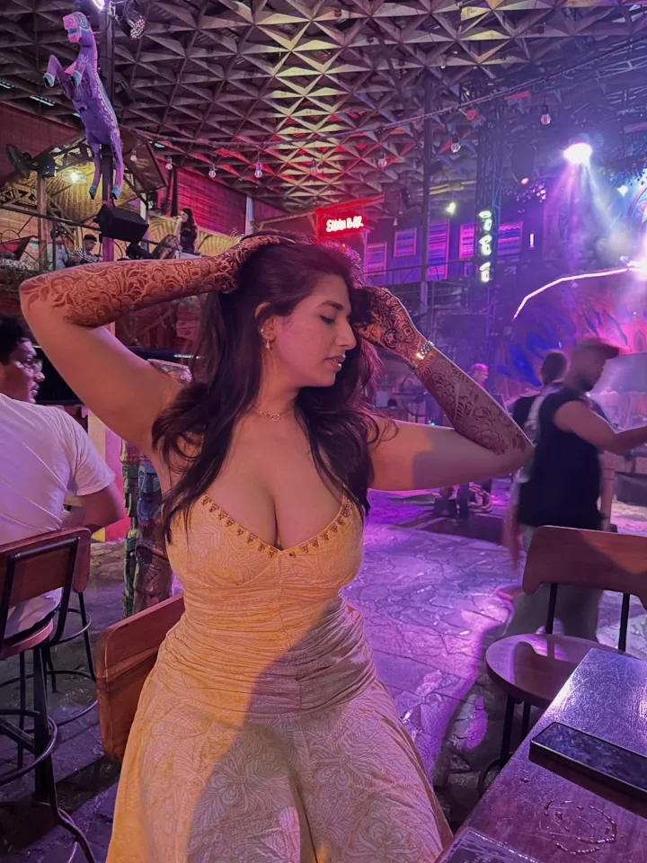 Rasha Kirmani's Gorgeous Looks