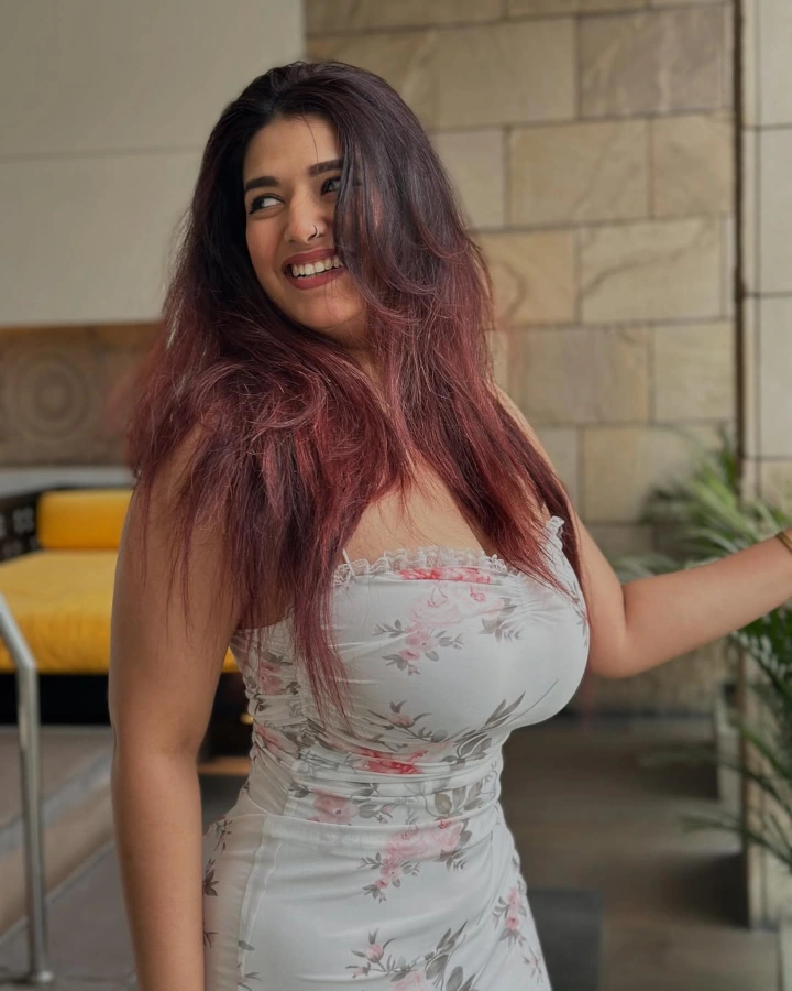 Rasha Kirmani's Hottest Looks