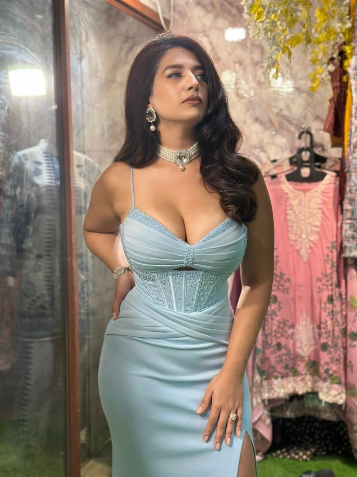 Rasha Kirmani's Hottest and Cutest Cleavage
