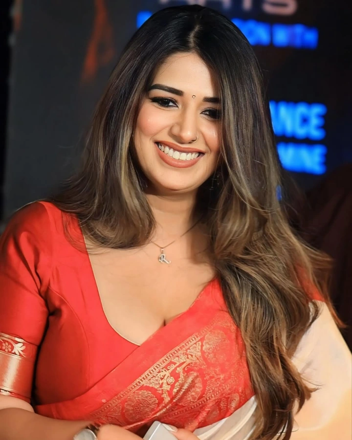 Rasha Kirmani's Hottest and Gorgeous Looks Ever