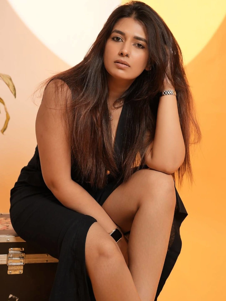 Rasha Kirmani's Thighs