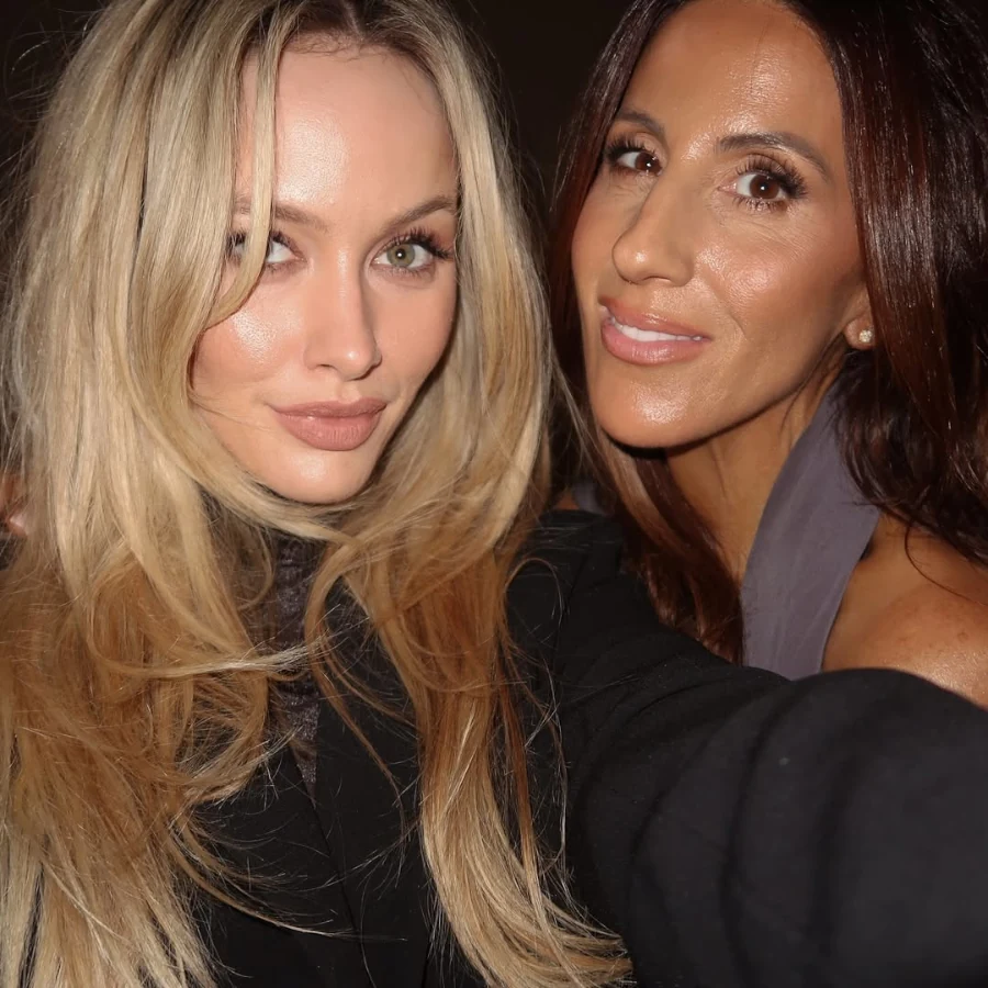 Simone Holtznagel's Hottest Looks